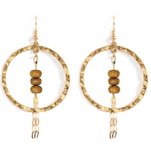 Load image into Gallery viewer, Gilded Earring with faceted Stones: PINK
