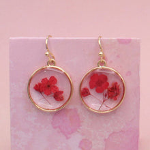 Load image into Gallery viewer, Cottage Dark Pink Dried Flower Round Earrings
