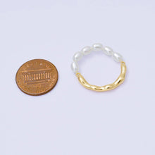 Load image into Gallery viewer, 24K Gold Filled Shell Pearl Molten Linear Half Ring | O2007
